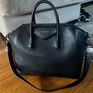 Medium Antigona bag